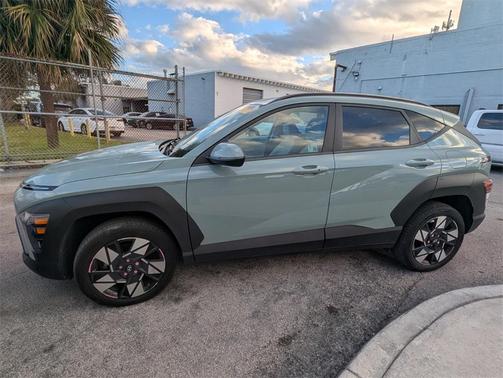 2024 Hyundai KONA SEL