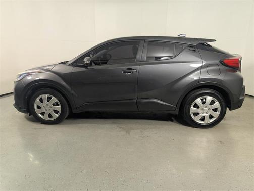 2021 Toyota C-HR LE