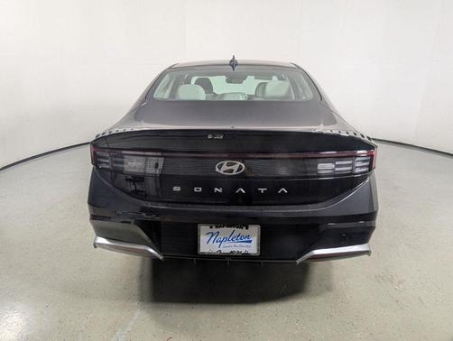 Abyss Black 2026 Hyundai SONATA SEL