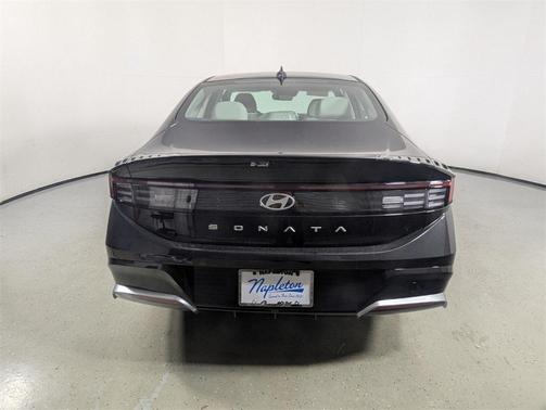 2026 Hyundai SONATA SEL