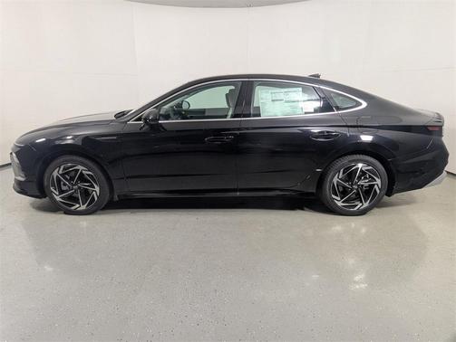 2026 Hyundai SONATA SEL