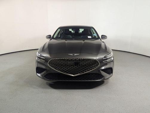 Makalu Gray 2026 Genesis G70 2.5T RWD