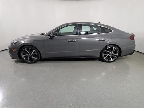 2022 Hyundai SONATA SEL Plus