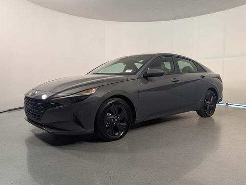 Ecotronic Gray 2023 Hyundai ELANTRA SEL