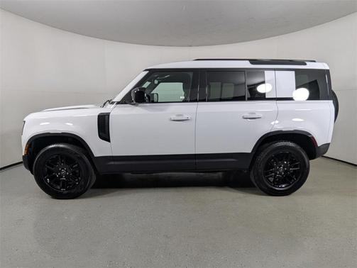 2025 Land Rover Defender 110 P300