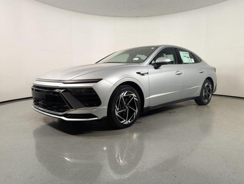 Aero Silver 2026 Hyundai SONATA SEL