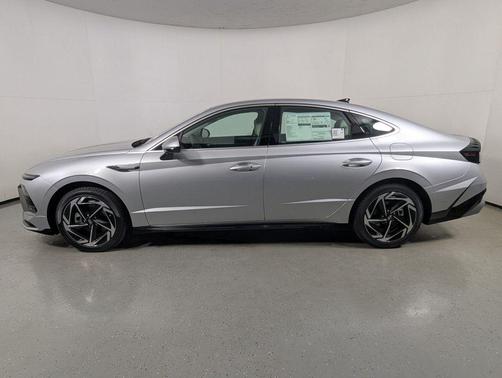 Aero Silver 2026 Hyundai SONATA SEL