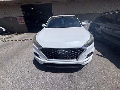 2019 Hyundai TUCSON SE