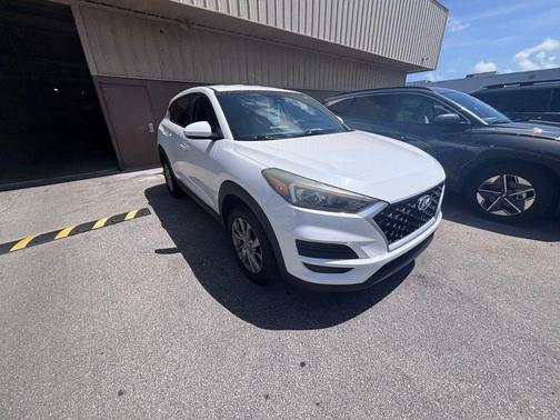 2019 Hyundai TUCSON SE