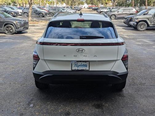 2025 Hyundai KONA SEL Convenience