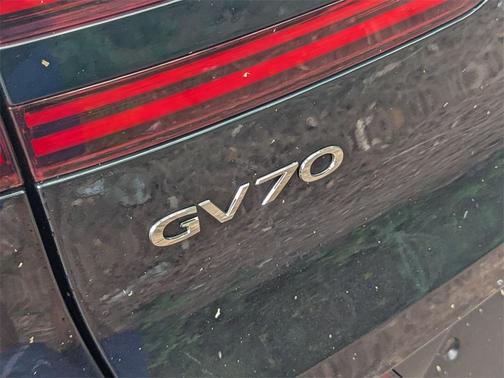 2025 Genesis GV70 2.5T AWD