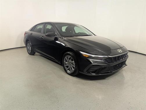 2024 Hyundai ELANTRA HEV Blue