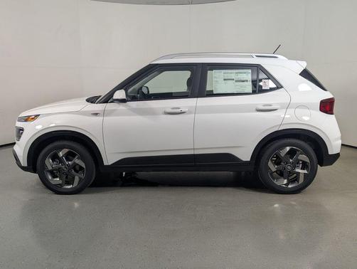 Lunar White 2026 Hyundai VENUE SEL