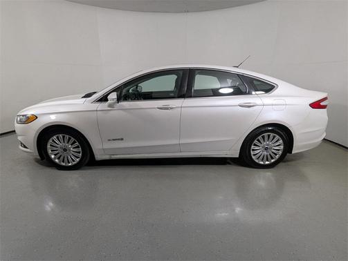 2014 Ford Fusion Hybrid SE