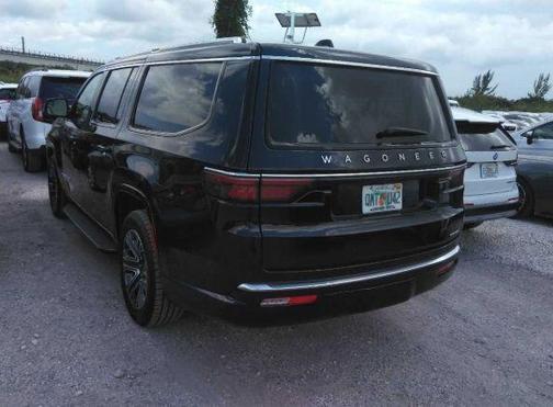 Diamond Black Crystal Pearlcoat 2024 Jeep Wagoneer L Series II