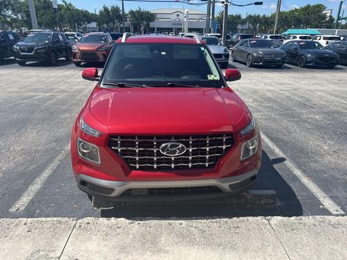 Scarlet Red Pearl 2022 Hyundai VENUE Limited