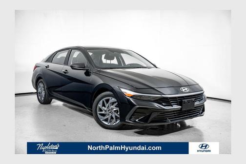 Abyss Black 2024 Hyundai ELANTRA SEL