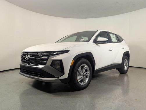 Serenity White Pearl 2026 Hyundai TUCSON SE