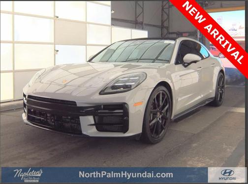 2024 Porsche Panamera 4