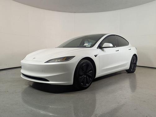 2025 Tesla Model 3 Long Range