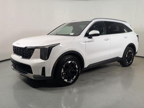 Glacial White Pearl 2024 Kia Sorento S