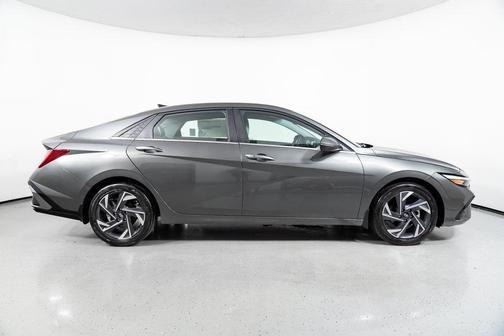 Amazon Gray 2026 Hyundai ELANTRA Limited