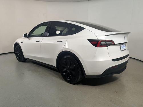 Pearl White Multi-Coat 2021 Tesla Model Y Long Range Dual Motor All-Wheel Drive
