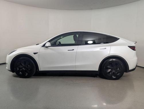 Pearl White Multi-Coat 2021 Tesla Model Y Long Range Dual Motor All-Wheel Drive