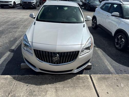 White Frost Tricoat 2016 Buick Regal Turbo