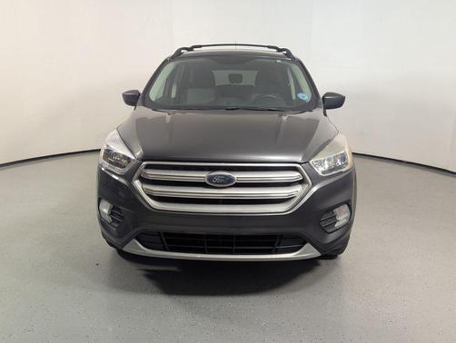 Magnetic Metallic 2018 Ford Escape SE