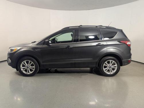 Magnetic Metallic 2018 Ford Escape SE