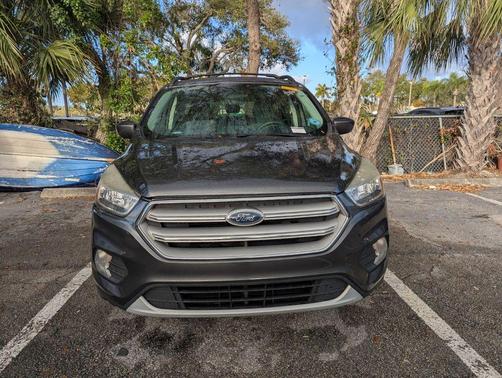Magnetic Metallic 2018 Ford Escape SE