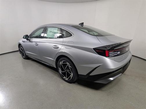 2026 Hyundai SONATA SEL