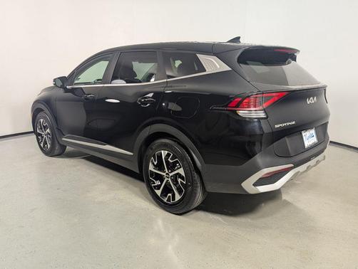 Ebony Black 2024 Kia Sportage EX