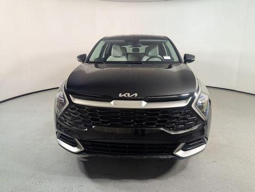 Ebony Black 2024 Kia Sportage EX