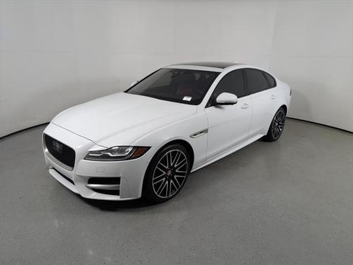 2016 Jaguar XF 35t R-Sport