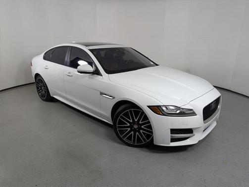 2016 Jaguar XF 35t R-Sport