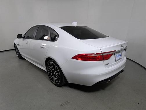 2016 Jaguar XF 35t R-Sport
