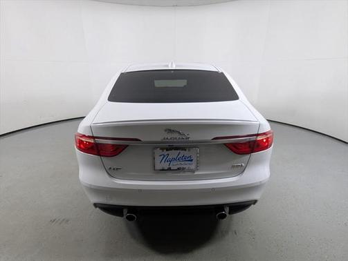 2016 Jaguar XF 35t R-Sport