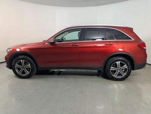 designo Cardinal Red Metallic 2019 Mercedes-Benz GLC 300 Base