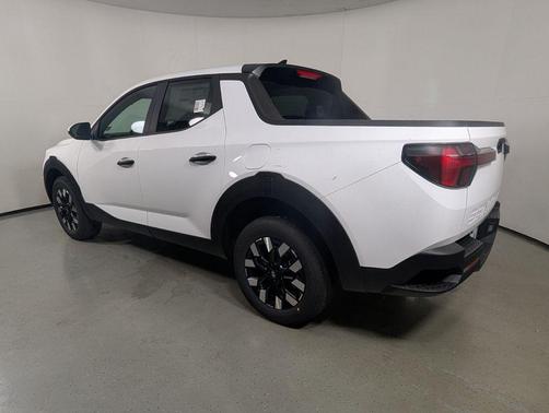 Atlas White 2026 Hyundai SANTA CRUZ SE