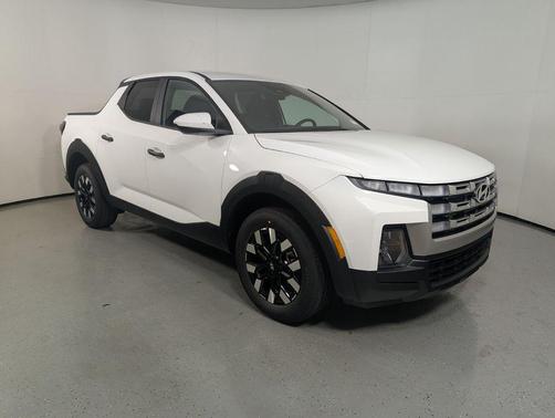 Atlas White 2026 Hyundai SANTA CRUZ SE