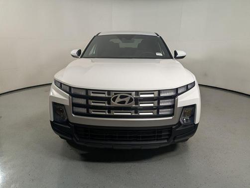 Atlas White 2026 Hyundai SANTA CRUZ SE