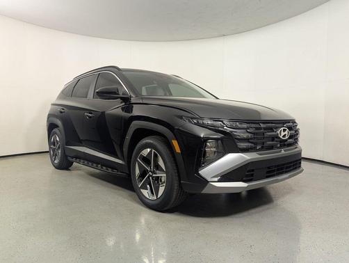 Phantom Black 2026 Hyundai TUCSON SEL