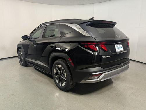 Phantom Black 2026 Hyundai TUCSON SEL