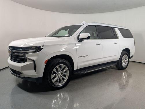 Summit White 2022 Chevrolet Suburban LT