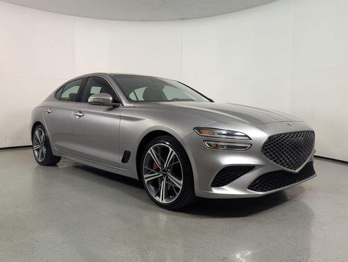 2024 Genesis G70 2.5T RWD
