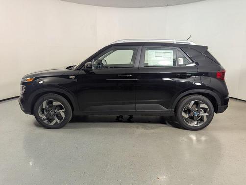 Onyx Black 2026 Hyundai VENUE SEL