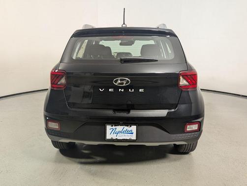 Onyx Black 2026 Hyundai VENUE SEL