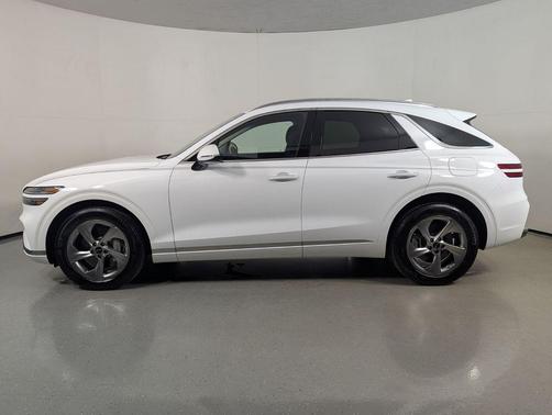 Alta White 2026 Genesis GV70 2.5T